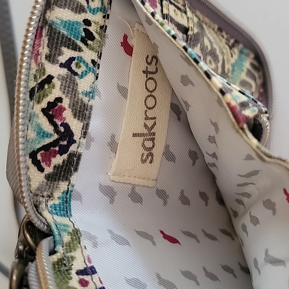 SAKROOTS Crossbody Wristlet  Smartphone Cell Phone Case Wallet - Picture 6 of 6